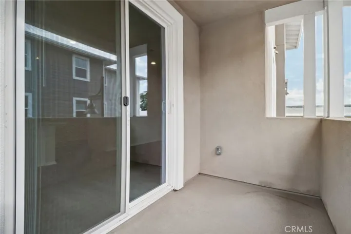 228 Farley Lane, Pomona, California 91767