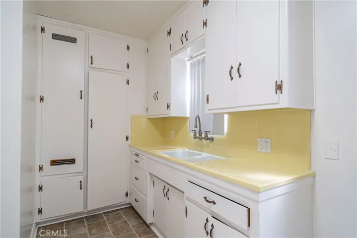 7017 Pickering Avenue, Whittier, California 90602