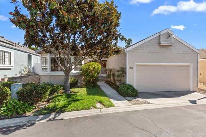 3452 Amber Lane, Oceanside, California 92056