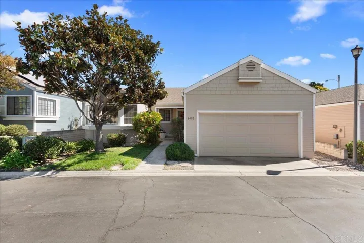 3452 Amber Lane, Oceanside, California 92056