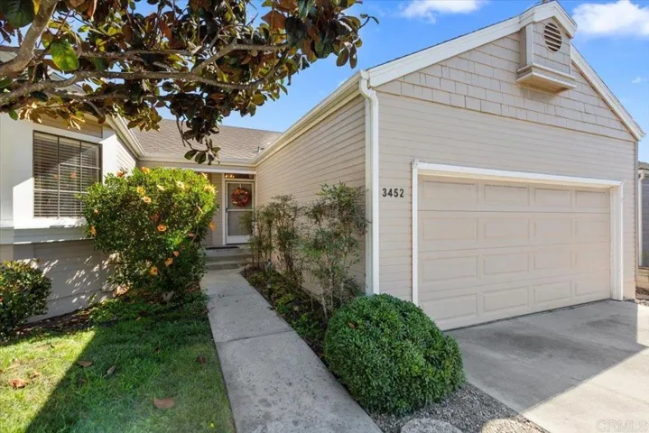 3452 Amber Lane, Oceanside, California 92056