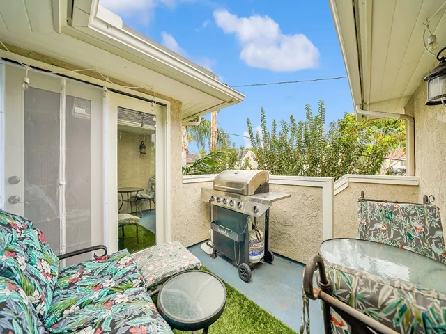 Rear balcony