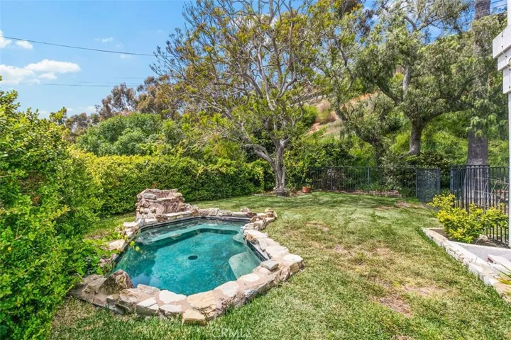32203 Schooner Drive, Rancho Palos Verdes, California 90275