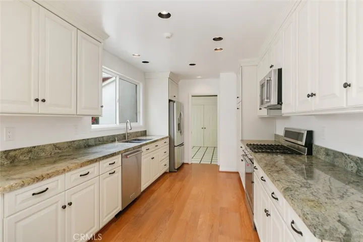 32203 Schooner Drive, Rancho Palos Verdes, California 90275