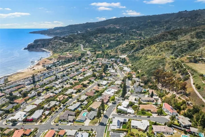 32203 Schooner Drive, Rancho Palos Verdes, California 90275