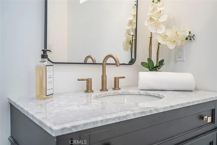 Ensuite Primary Bathroom Sink