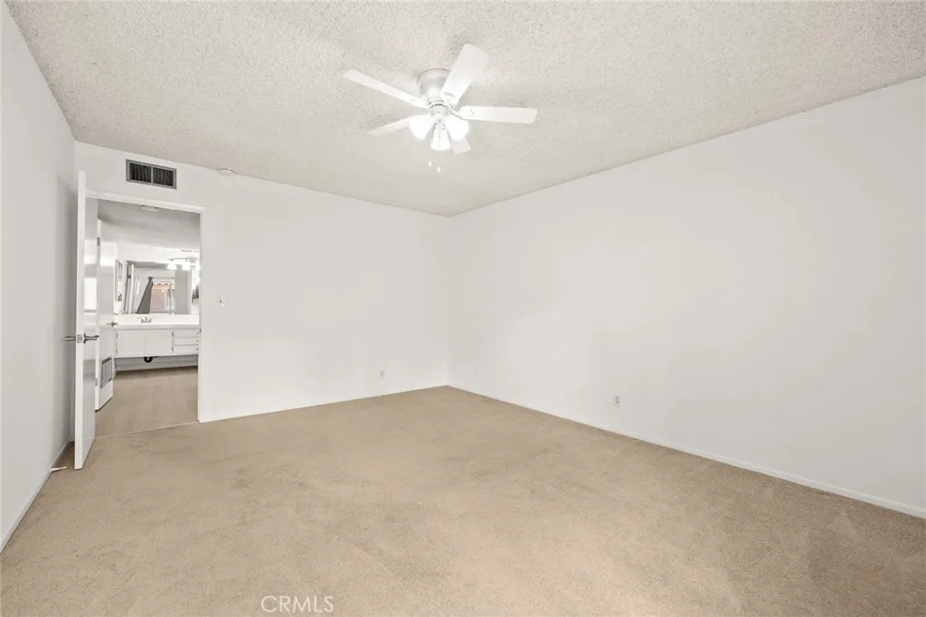 1127 E Del Mar Boulevard 235, Pasadena, California 91106 home-pic-15