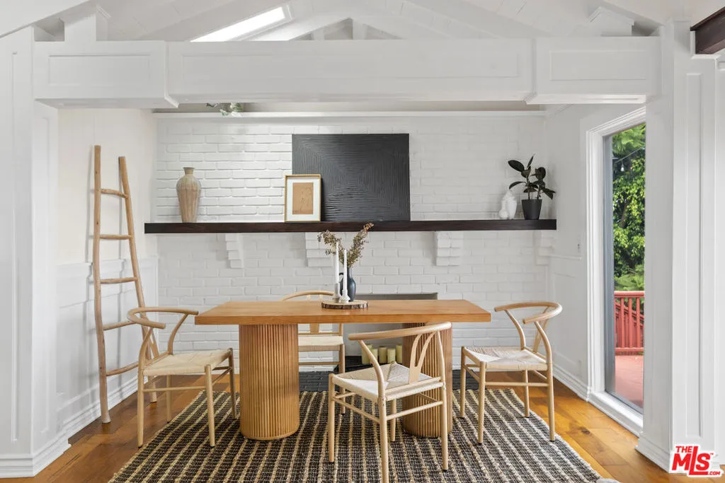 3750 Alta Mesa Drive, Studio City, California 91604 home-pic-8