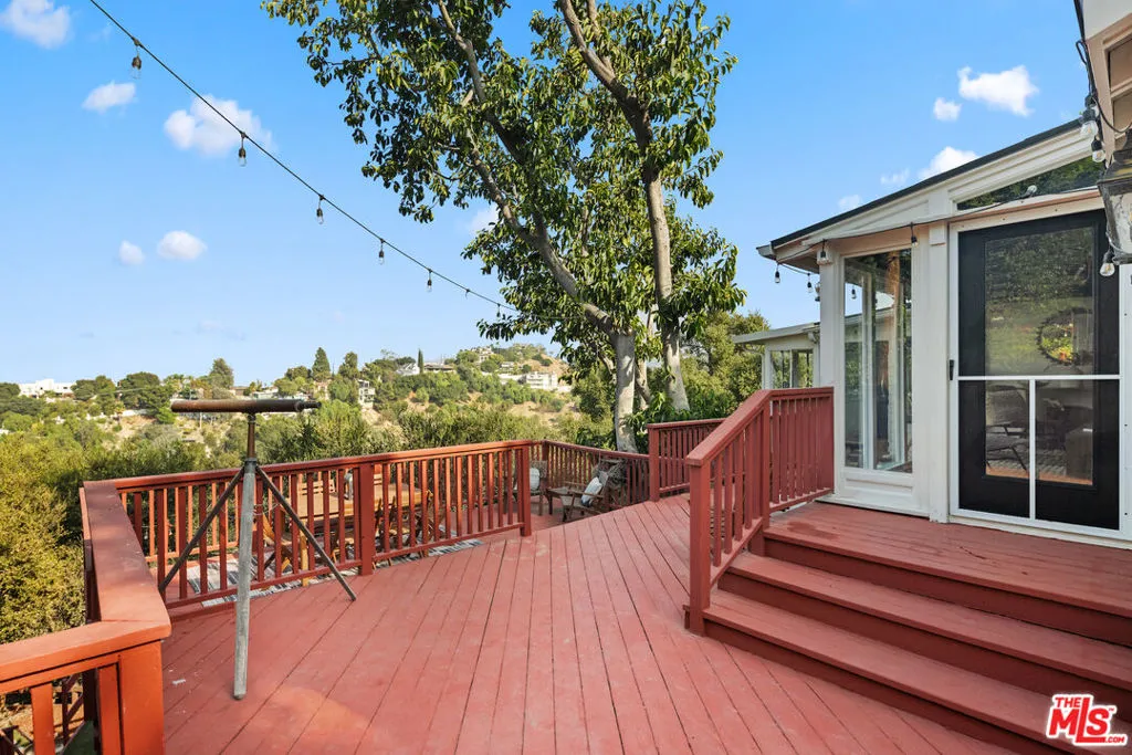 3750 Alta Mesa Drive, Studio City, California 91604 home-pic-19