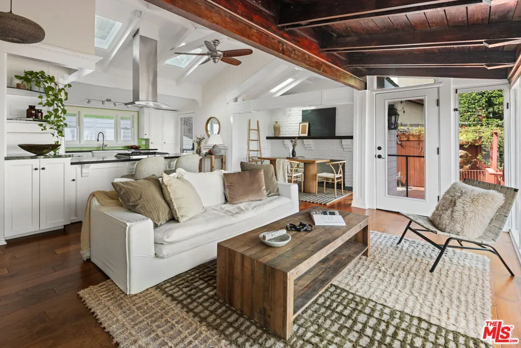 3750 Alta Mesa Drive, Studio City, California 91604 home-pic-7