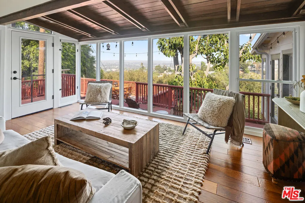 3750 Alta Mesa Drive, Studio City, California 91604 home-pic-0