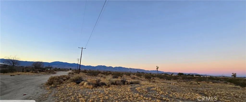 18200 Avenue P-8, Palmdale, California 93591