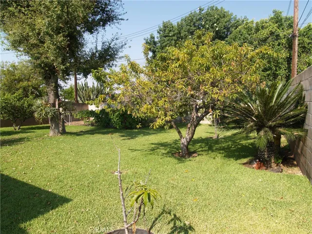 4909 N Mangrove Avenue N, Covina, California 91724