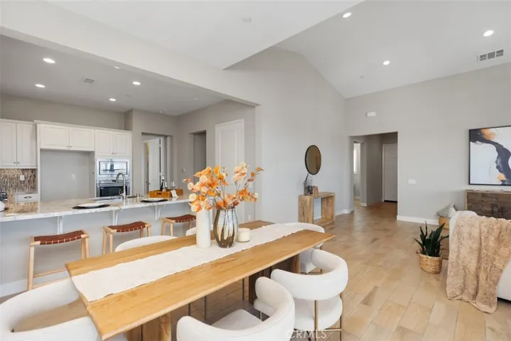 45 Listo Street, Rancho Mission Viejo, California 92694