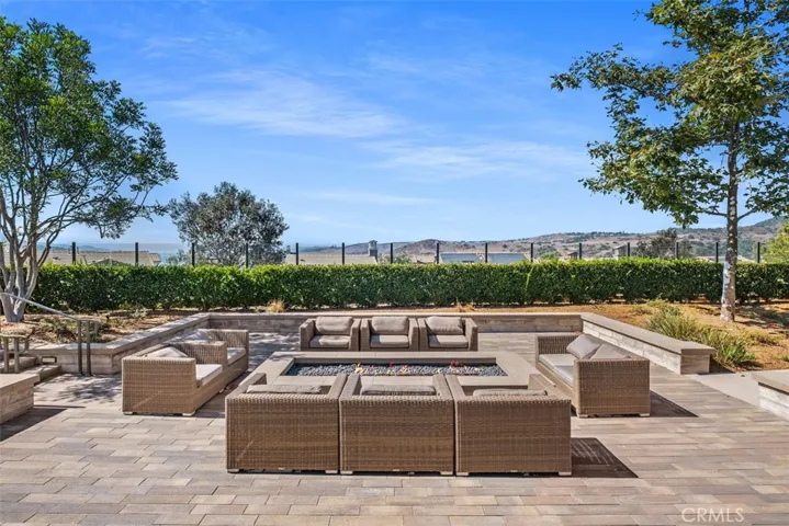 45 Listo Street, Rancho Mission Viejo, California 92694