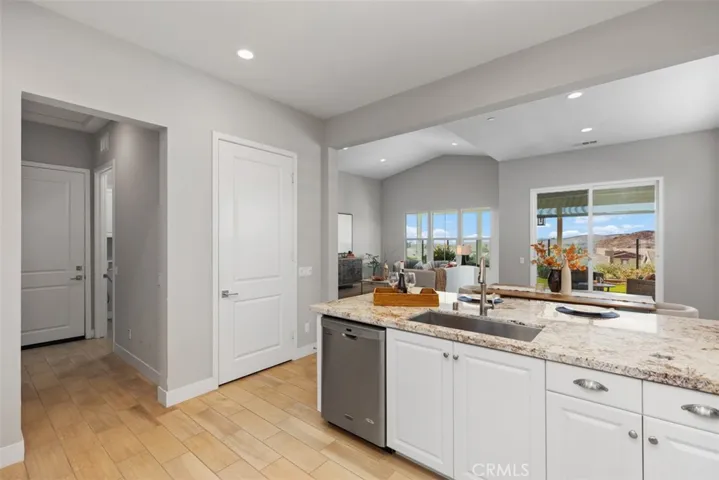 45 Listo Street, Rancho Mission Viejo, California 92694