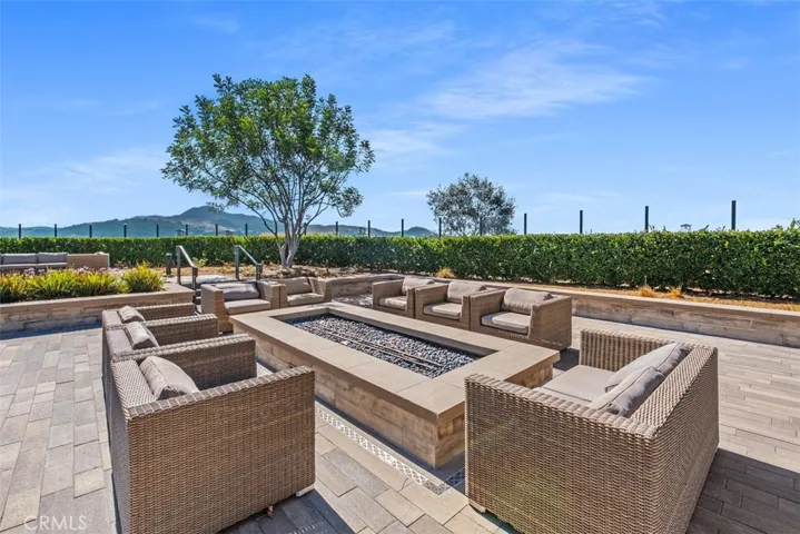 45 Listo Street, Rancho Mission Viejo, California 92694