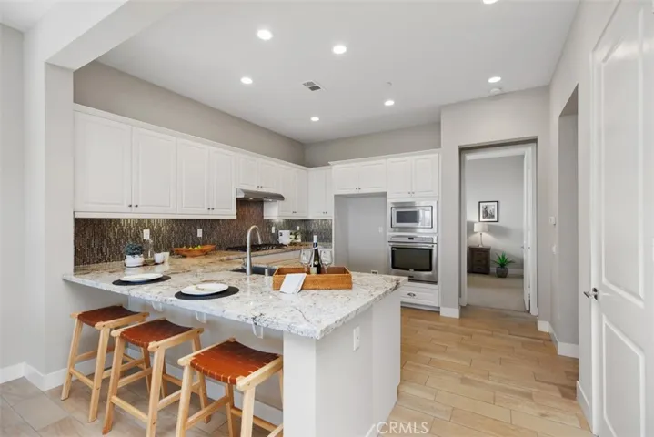 45 Listo Street, Rancho Mission Viejo, California 92694