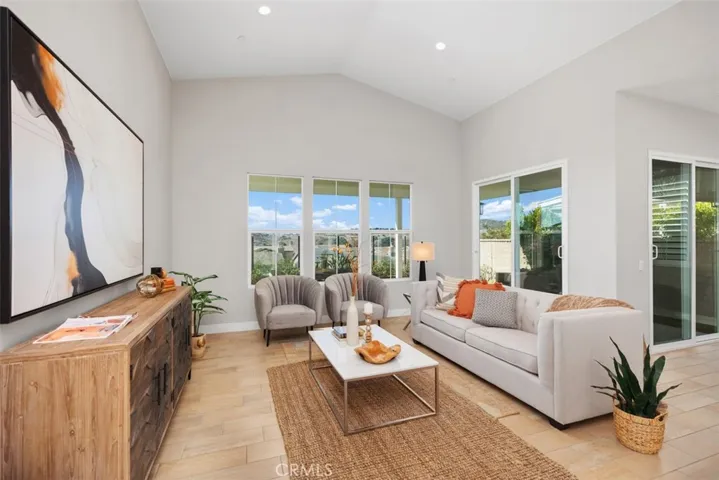 45 Listo Street, Rancho Mission Viejo, California 92694