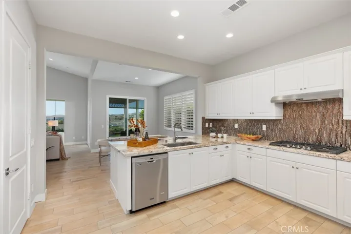 45 Listo Street, Rancho Mission Viejo, California 92694