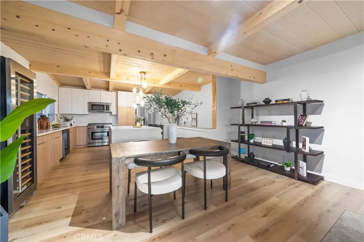 1041 Santa Ana Street, Laguna Beach, California 92651
