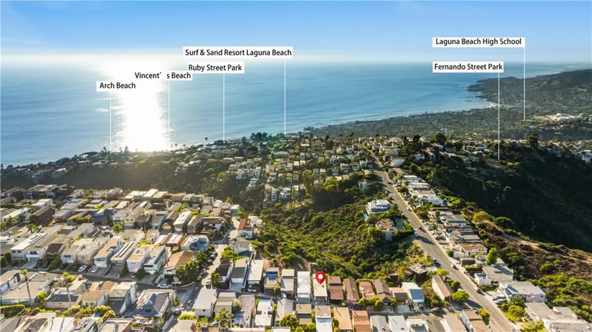 1041 Santa Ana Street, Laguna Beach, California 92651