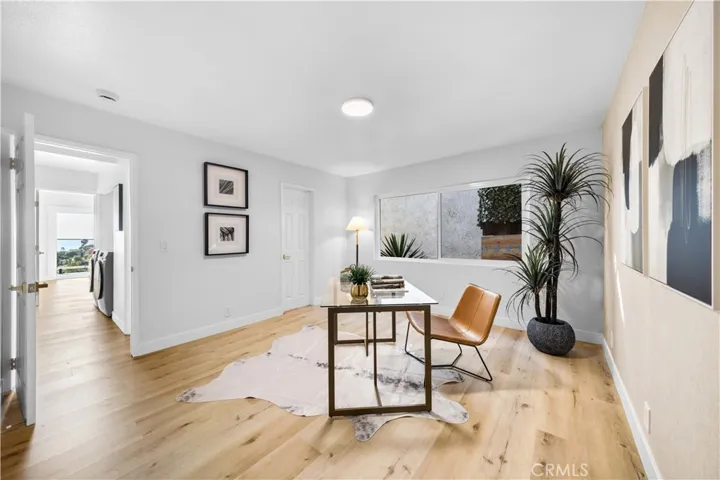 1041 Santa Ana Street, Laguna Beach, California 92651
