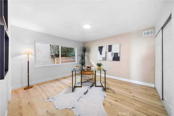 1041 Santa Ana Street, Laguna Beach, California 92651