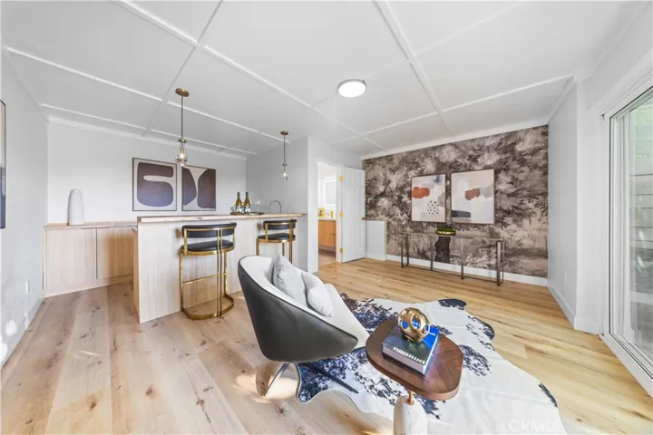 1041 Santa Ana Street, Laguna Beach, California 92651