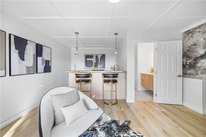 1041 Santa Ana Street, Laguna Beach, California 92651