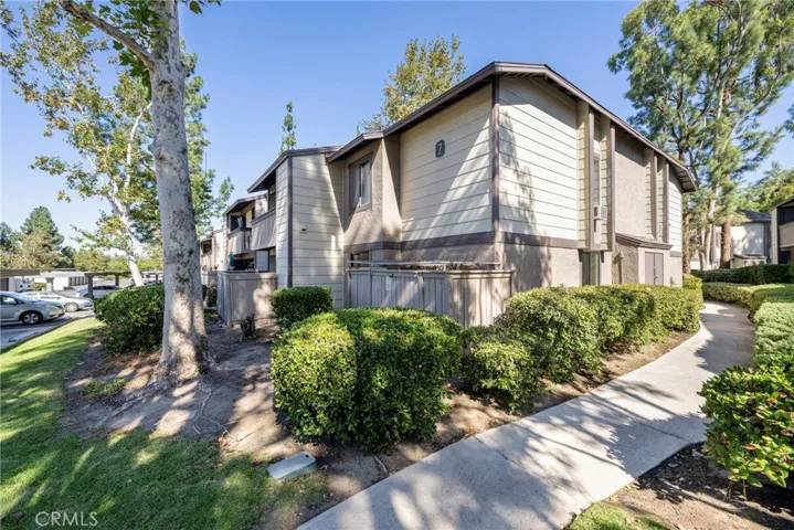 20702 El Toro Road 95, Lake Forest, California 92630