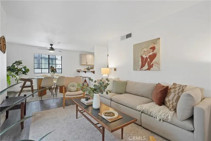 736 N Garfield Avenue 107, Pasadena, California 91104