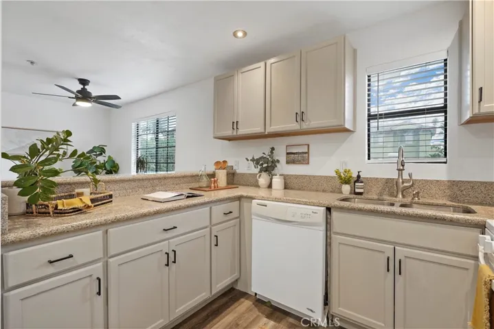 736 N Garfield Avenue 107, Pasadena, California 91104
