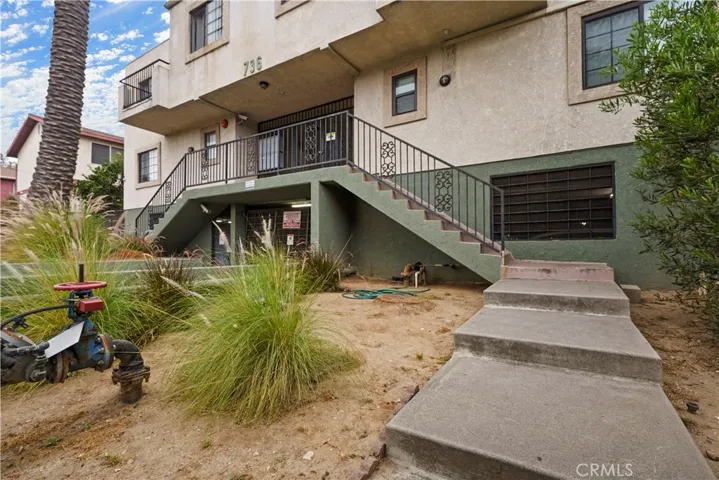 736 N Garfield Avenue 107, Pasadena, California 91104