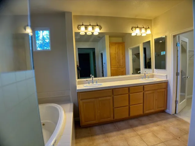1048 Garrity Way, Santa Clara, California 95054