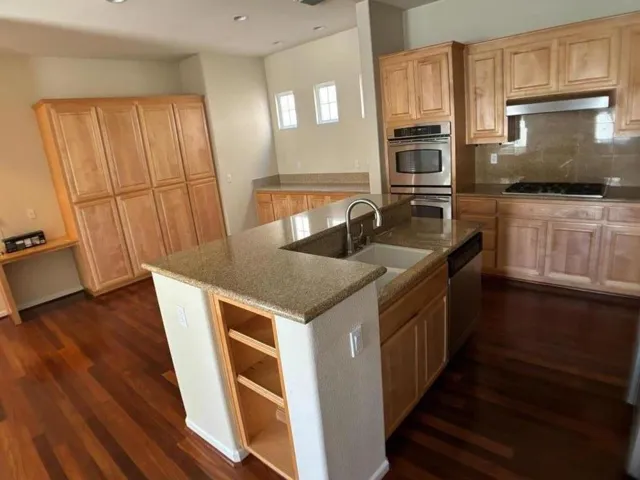 1048 Garrity Way, Santa Clara, California 95054