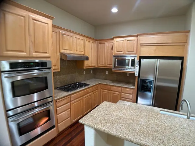 1048 Garrity Way, Santa Clara, California 95054