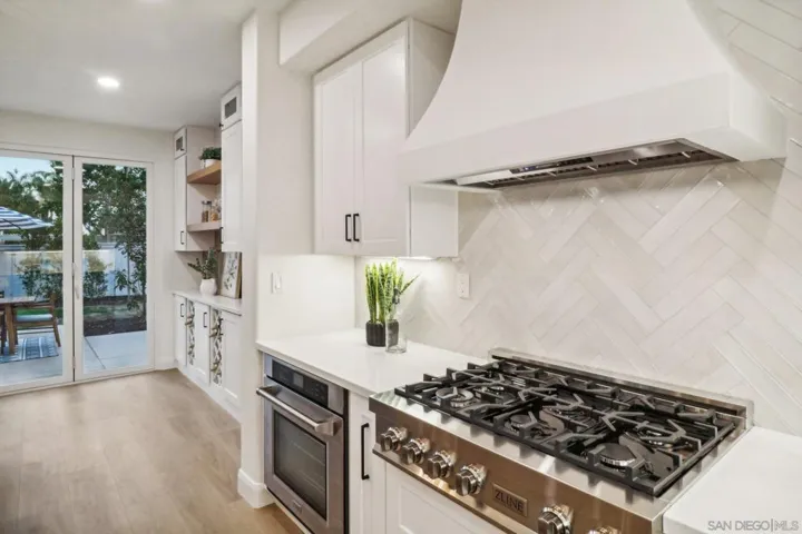 892 Piovana Ct, Carlsbad, California 92011