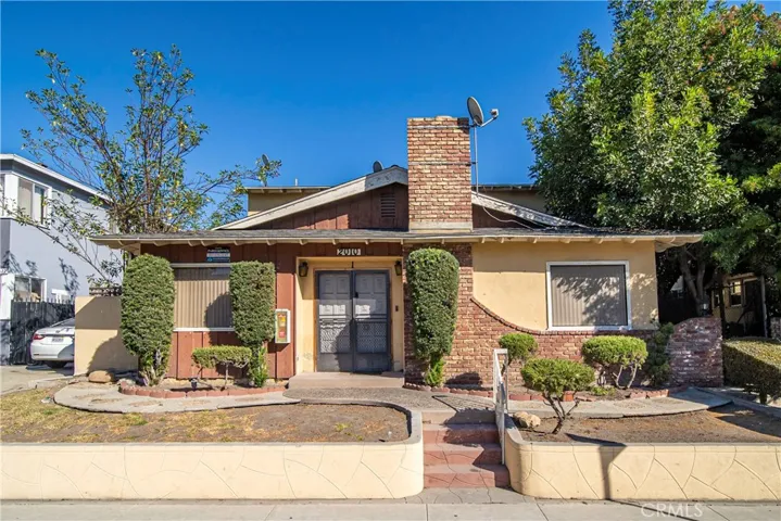 2010 Magnolia Avenue, Long Beach, California 90806