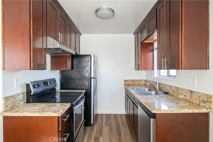 2010 Magnolia Avenue, Long Beach, California 90806