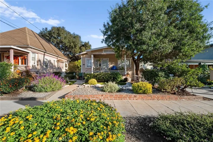325 -327 1/2 Pasadena Avenue, South Pasadena, California 91030