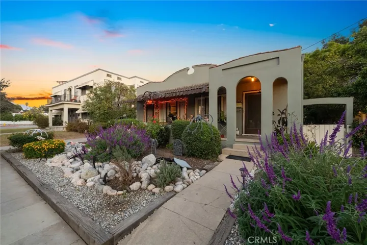 325 -327 1/2 Pasadena Avenue, South Pasadena, California 91030