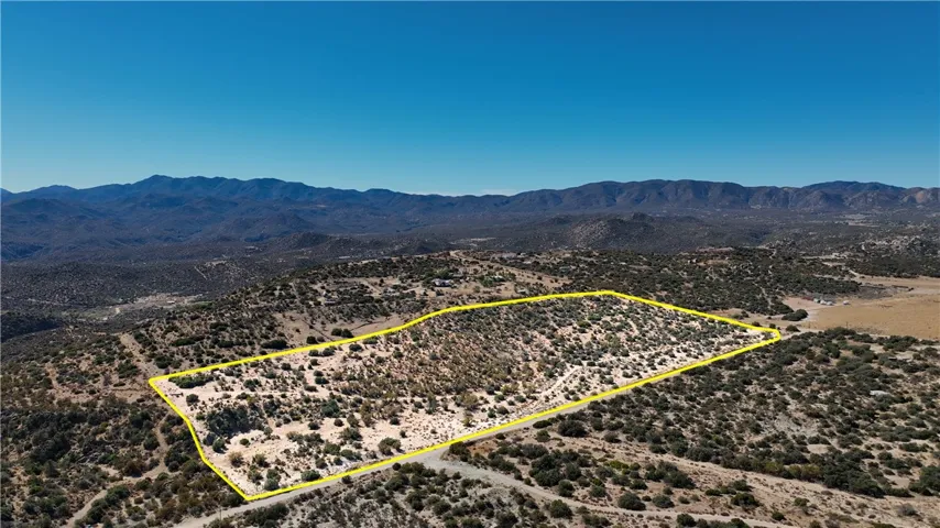 21 High Country Trail, Anza, California 92539