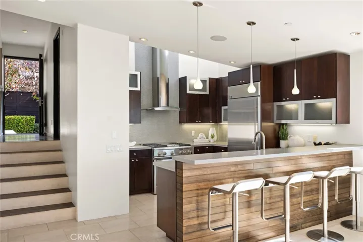 970 Baja Street, Laguna Beach, California 92651