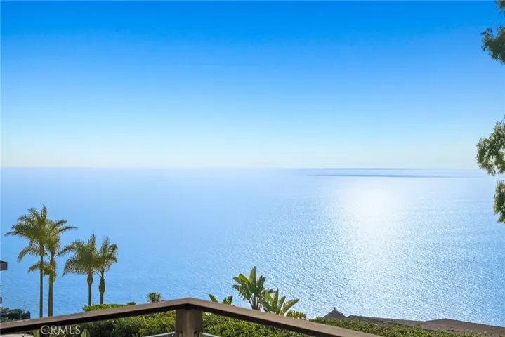 970 Baja Street, Laguna Beach, California 92651