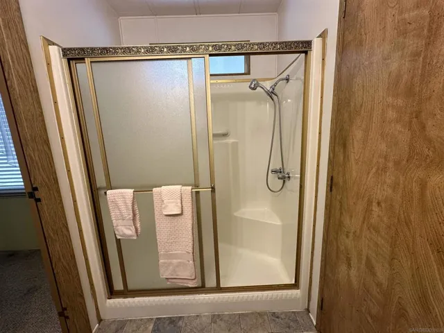 2nd bath Dual entry from Bedroom and Laundry Room