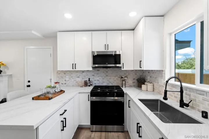 10444 Don Pico Rd, Spring Valley, California 91978