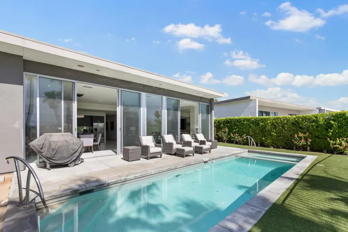 Skylar Angled Pool Shot