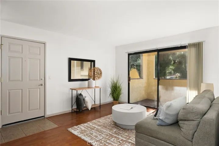1142 W Blaine Street 202, Riverside, California 92507