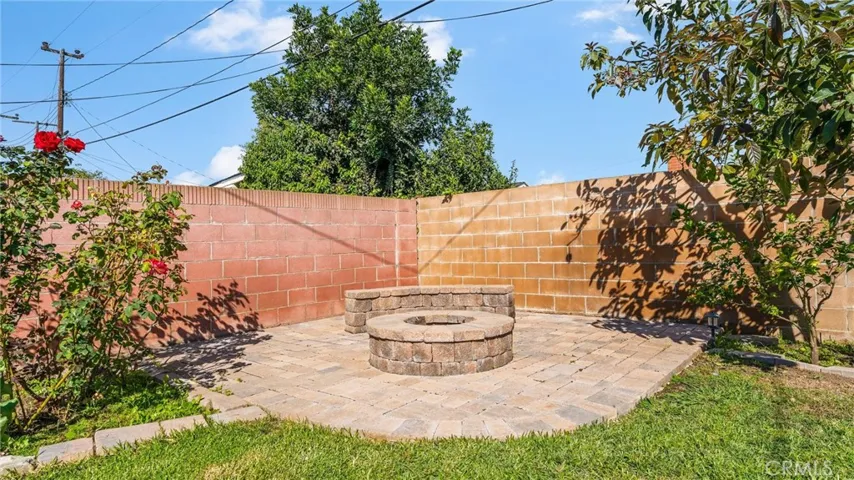 1829 E 215th Place, Carson, California 90745